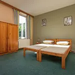 Spacious Holiday With Roofed Terrace
