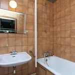 Spacious Holiday With Roofed Terrace *